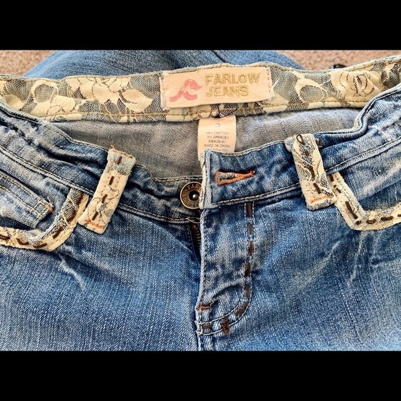 Vintage Farlow Jeans with lace flap pocket accents in size 3 - Picture 6 of 8